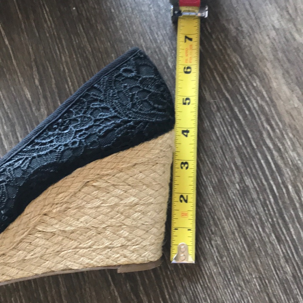 SOLD ✨ Kelly & Katie Wedge Lace Peep Toe Bow Sandal Heel - Picture 12 of 12